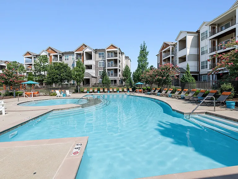 Atley on the Greenway Apartments — Photo 12