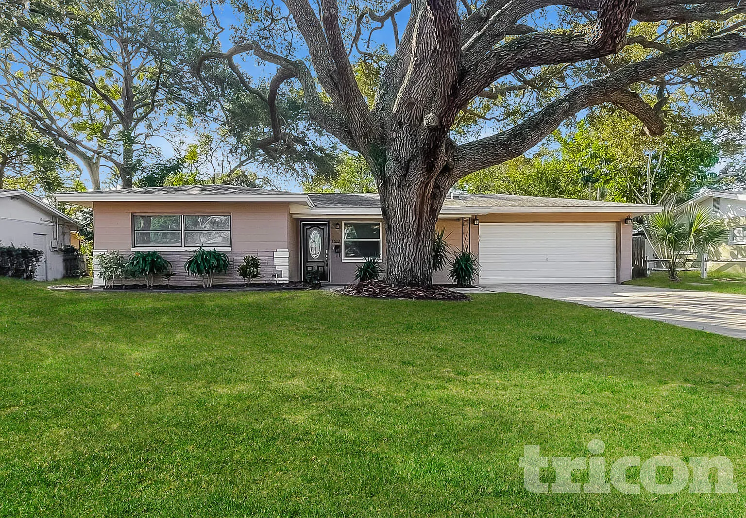 2022 68th Avenue St Petersburg FL — Photo 1