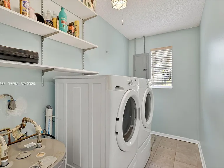 2240 NE Rustic Way — Photo 13