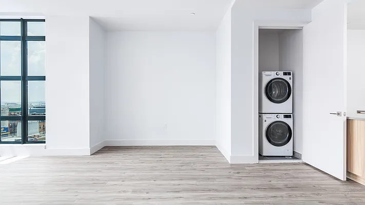 Rented by Nooklyn NYC LLC | media 17