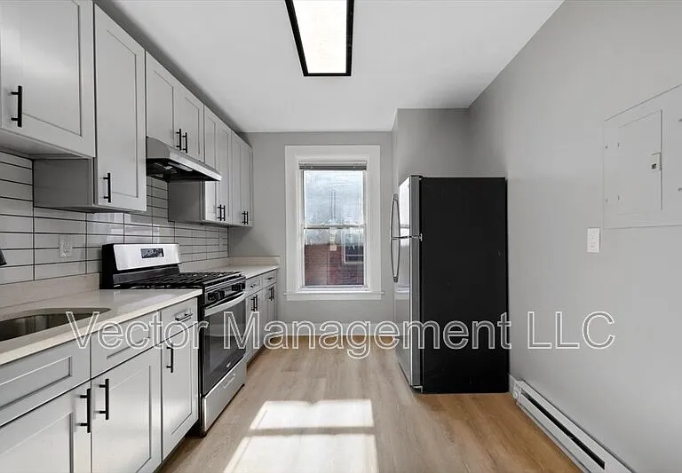1476 Chapel St #301 — Photo 9