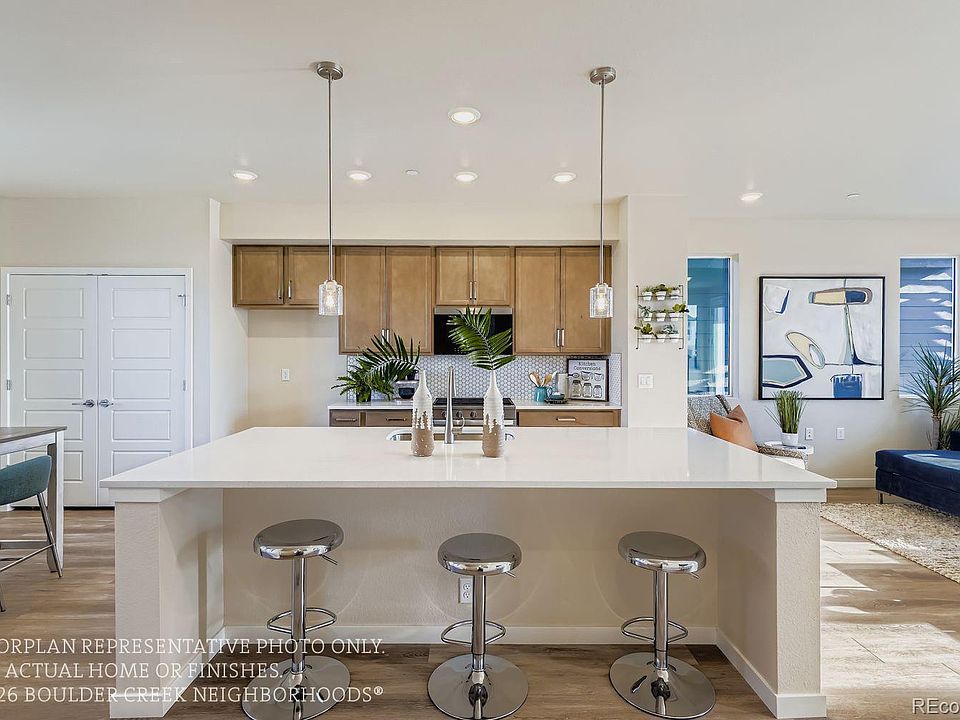 1st image of 16571 Promenade Street