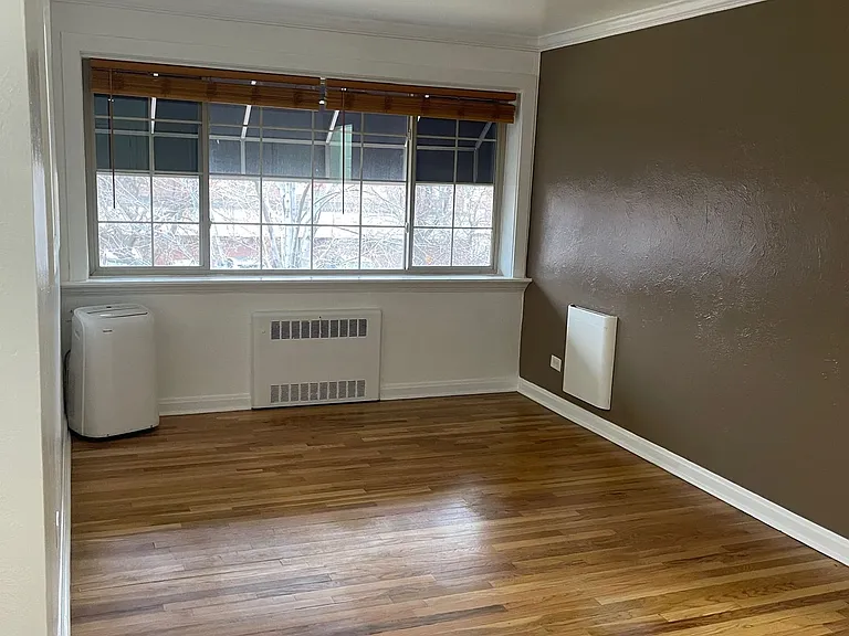 The Fern Flats - Newly Renovated in 2024 with in-unit Washer and Dryer! — Photo 7