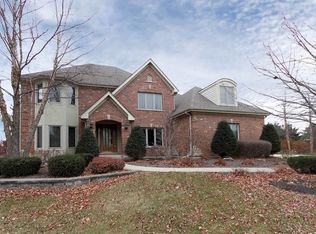 969 Ekman Dr, Batavia, IL 60510