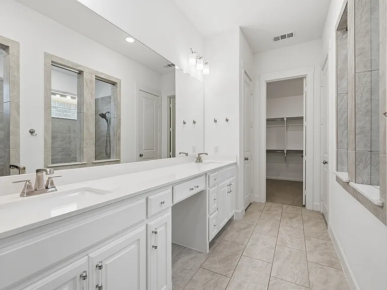 7849 Piedmont Ave — Photo 4