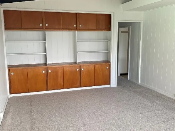 1515 Ala Mahamoe St, Honolulu, HI 96819