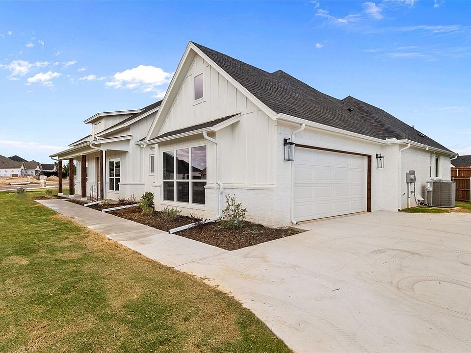 1st image of 3012 Promenade Dr