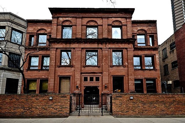 1st image of 3711 N Pine Grove Ave #Gnw