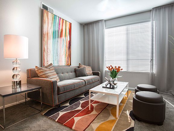 2nd image of 111 N Dupont Cir Unit 332