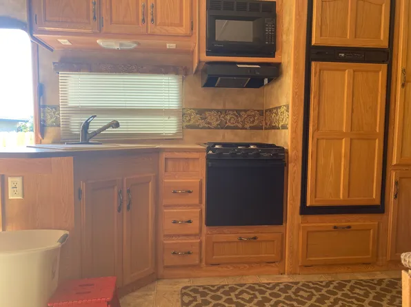 395 Jupiter Dr, Nipomo, CA