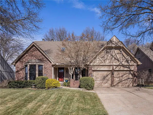 9508 W 116th St, Overland Park, KS 66210