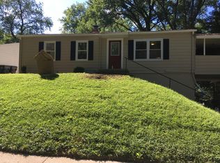 425 Avalon Ln, Chesterfield, IN 46017