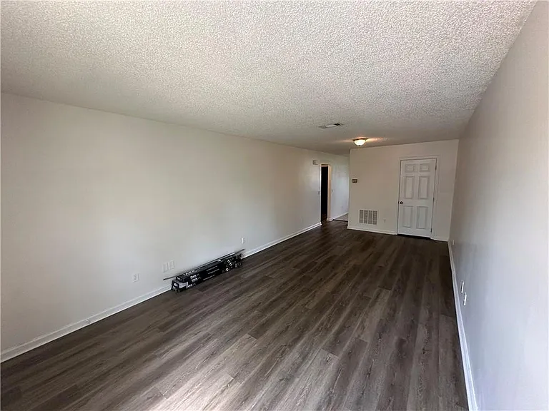 890 E Cherry St #201 — Photo 18