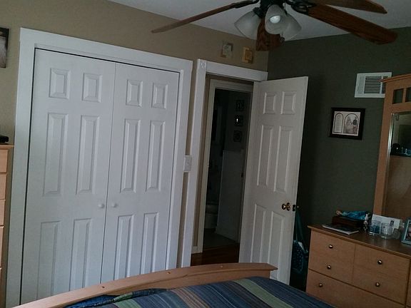 4th image of 404 W Rockwell St