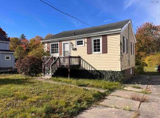 157 Old Sambro Rd, Halifax, NS B3R1R4