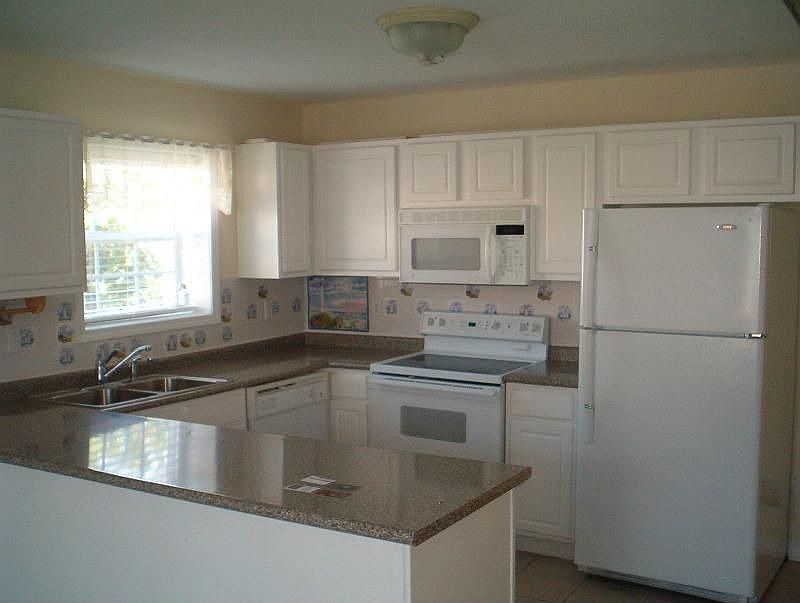 2nd image of 1280B Century Oaks Dr