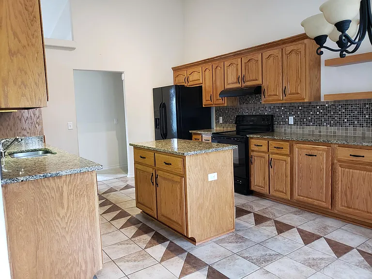 5018 Audrey Sue Cir — Photo 36