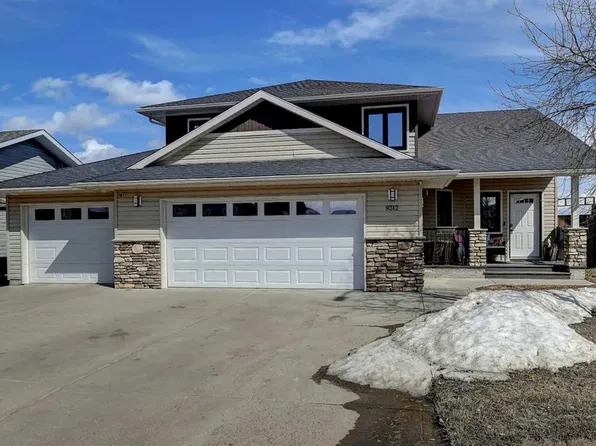 9312 W 102nd St, Sexsmith, AB T0H 3C0