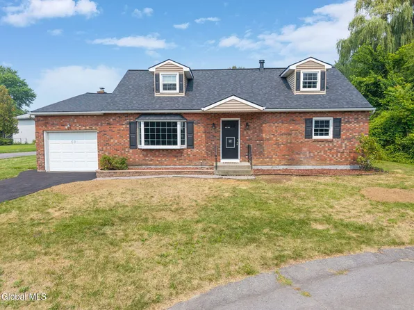 14 Hemlock Lane, Albany, NY 12208