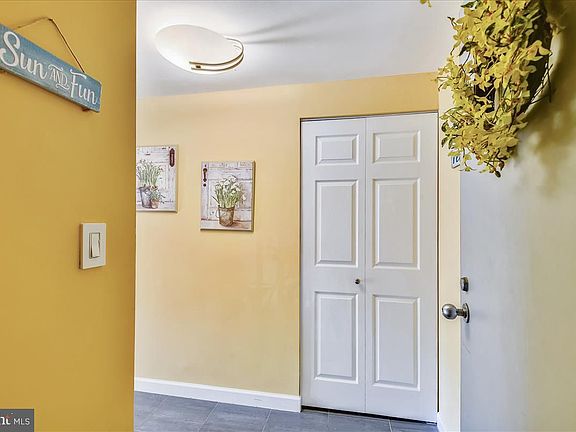 5th image of 7034 Harbour Village Ct APT 202