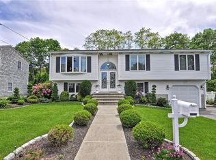 55 Richfield Ave, East Providence, RI 02914