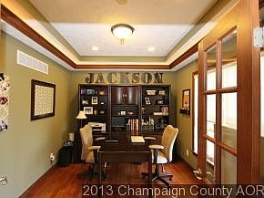3rd image of 1407 E Alydar Dr