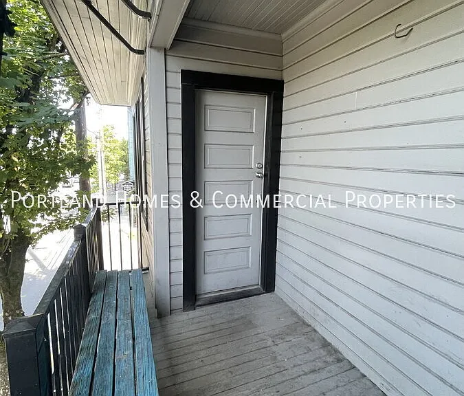 2456 NW Vaughn St #3 — Photo 8