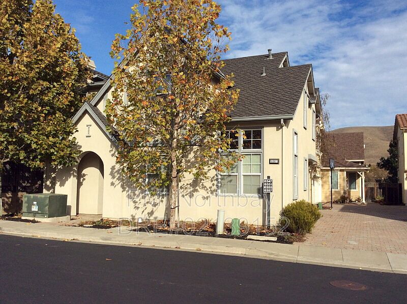 1st image of 6347 Newhaven Ln