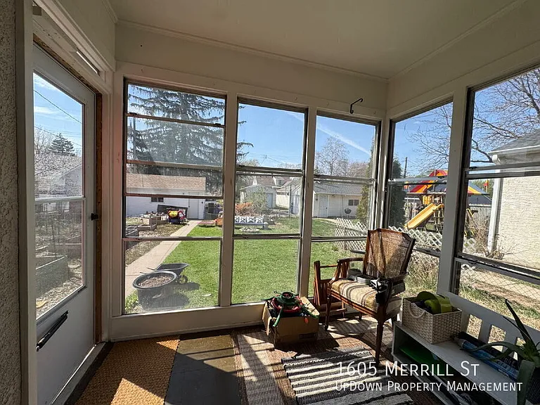 1605 Merrill St — Photo 29