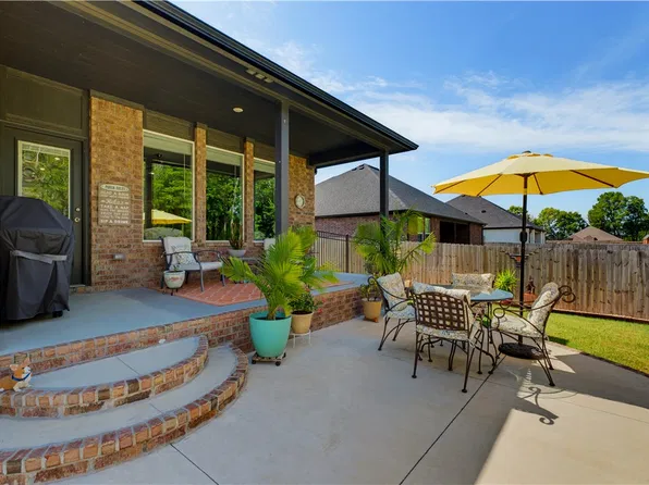 510 W Branta St, Farmington, AR 72730