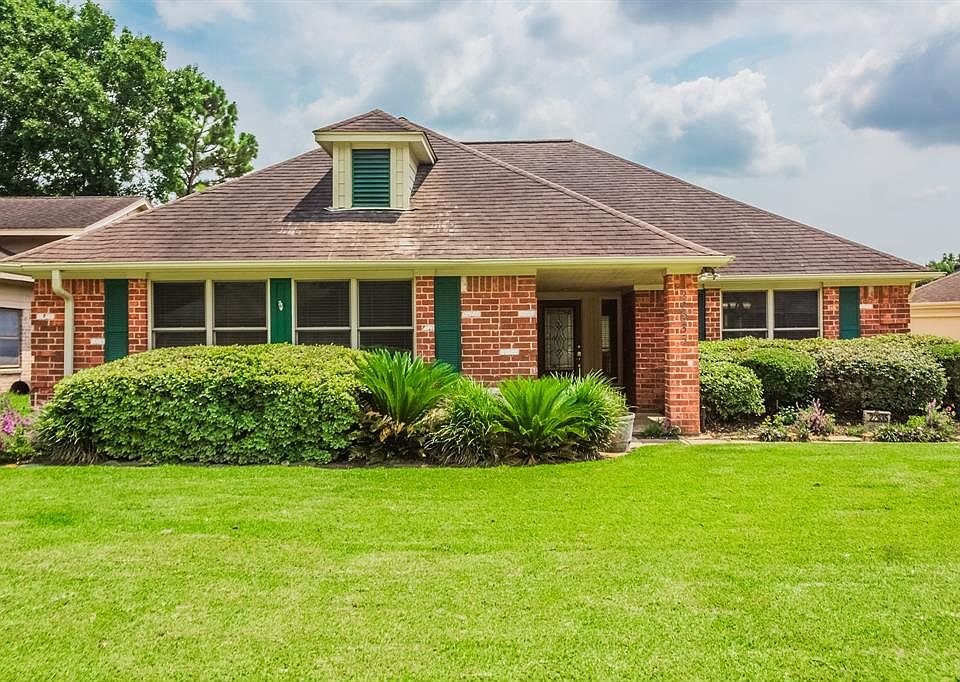 1st image of 22935 Benbury Dr