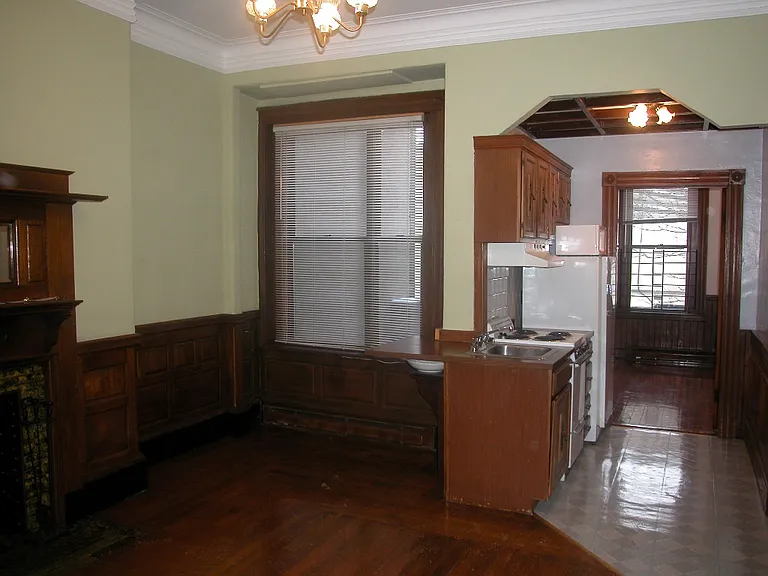 187 Saint Botolph St #6 — Photo 5