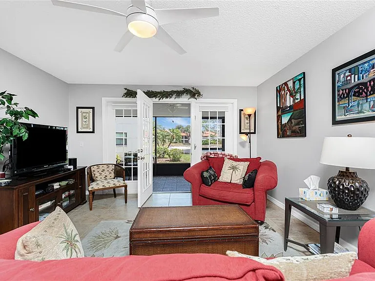 511 Pine Hollow Cir #511 — Photo 23
