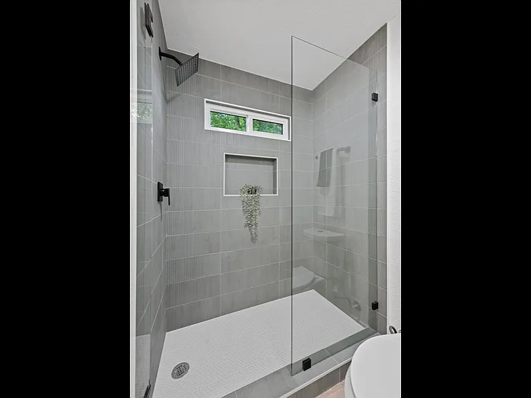 8205 Cattle Dr — Photo 21