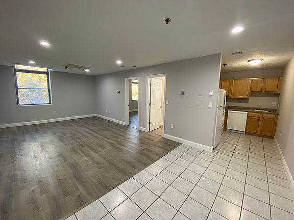 2nd image of 200 Hudson St APT 7