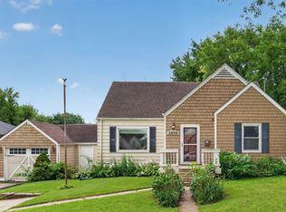5804 College Ave, Des Moines, IA 50322