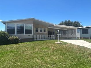 1708 Lilly Ln, Lady Lake, FL 32159