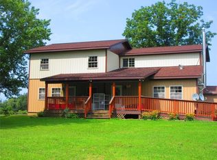 9740 North Rd, Fredonia, NY 14063