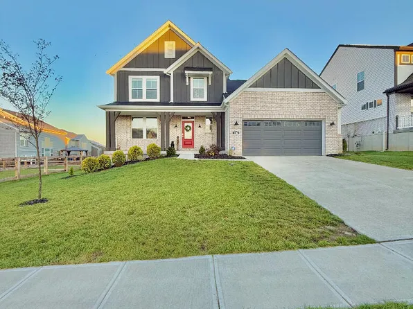 736 Bluestem Ridge Dr, Alexandria, KY 41001