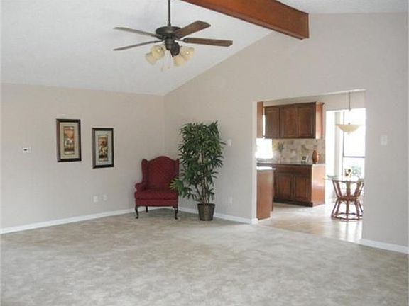 3rd image of 2603 Fallcreek Dr