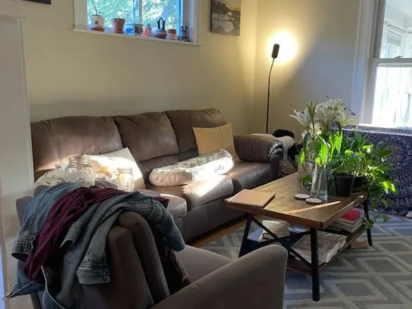 14 Rose St #2, Somerville, MA 02143