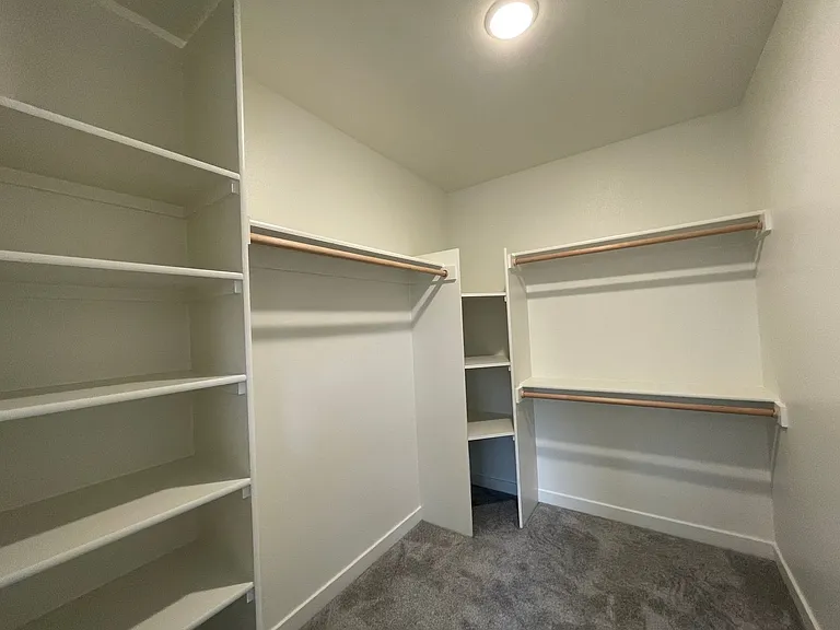 8191 N Haven Ave — Photo 23