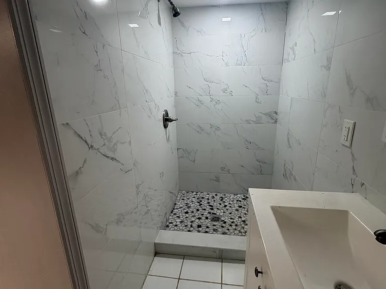 28 E 32nd St #2 — Photo 19