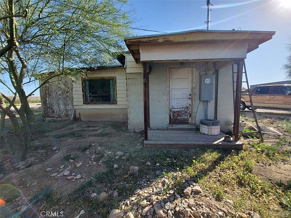 4th image of 14241 E Warmington St