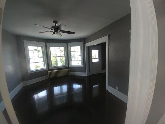 3rd image of 818 Myrtle Ave #1