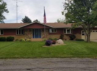 619 N East St, Janesville, MN 56048