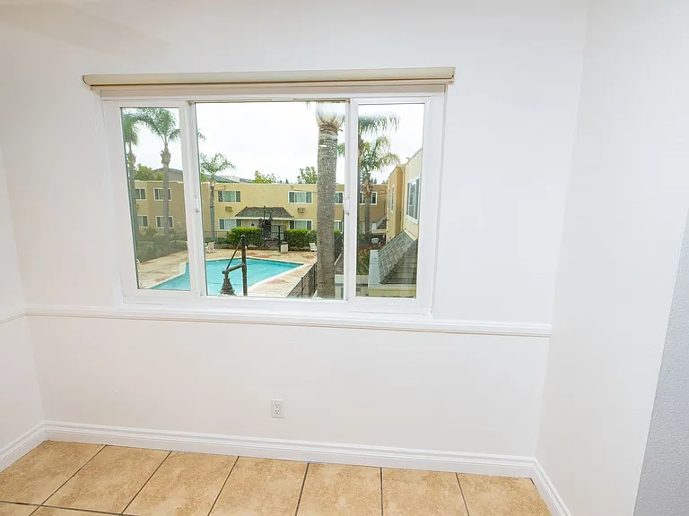 455 Ballantyne St #8 — Photo 77