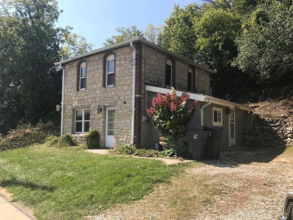 Front 1530 E North St