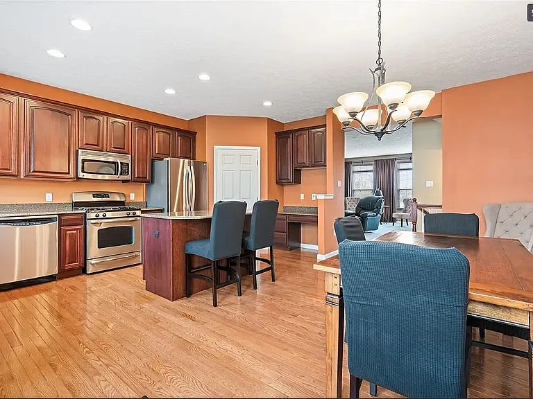 3005 Village Run Rd — Photo 6