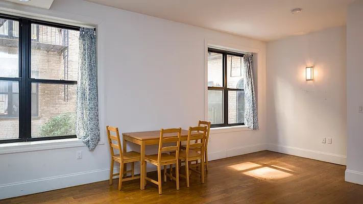 Rented by Nooklyn NYC LLC | media 12